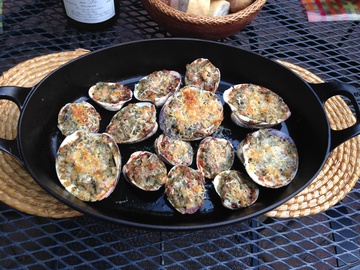Baked Clams with Pine Nuts